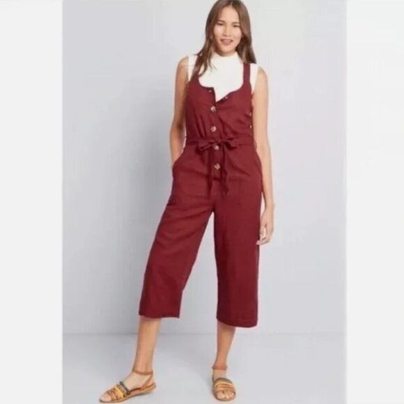 Modcloth Pants - Modcloth Rich Red Linen Blend Button Front Cropped Jumper Overalls (XS)
